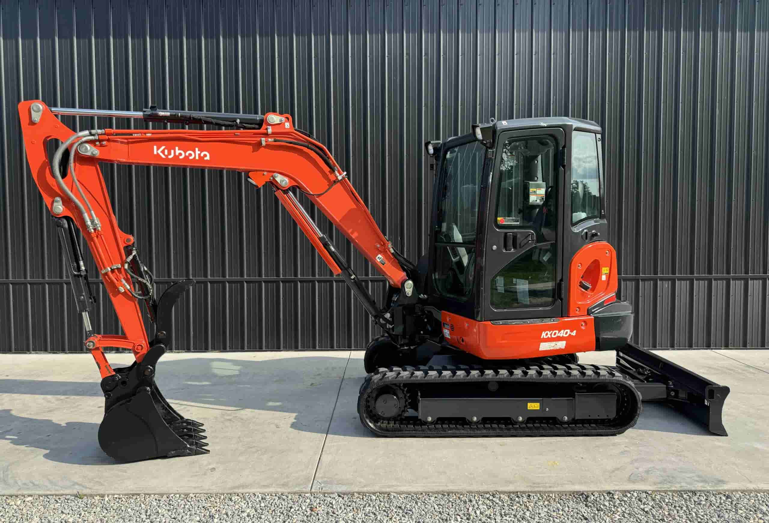 2022 KUBOTA KX040-4 Only 191 Hrs
